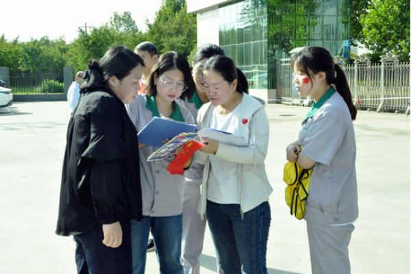 康寧特公司“慶國(guó)慶·迎中秋”趣味運(yùn)動(dòng)會(huì)報(bào)道759 康寧特公司“慶國(guó)慶·迎中秋”趣味運(yùn)動(dòng)會(huì)報(bào)道759