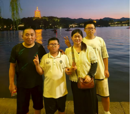 20251006月滿中秋 情系海螺  我們的全家福378 20251006月滿中秋 情系海螺  我們的全家福378