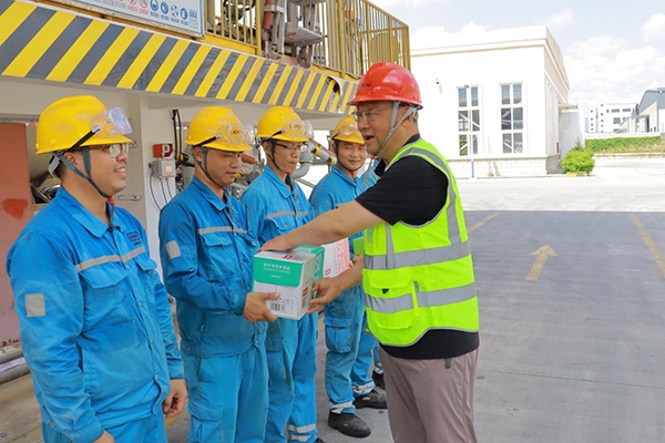 集團(tuán)黨委委員、總經(jīng)濟(jì)師丁鋒到廣西調(diào)研并開(kāi)...